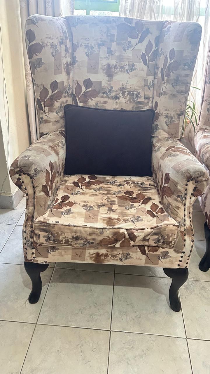 7 seater Brown seats