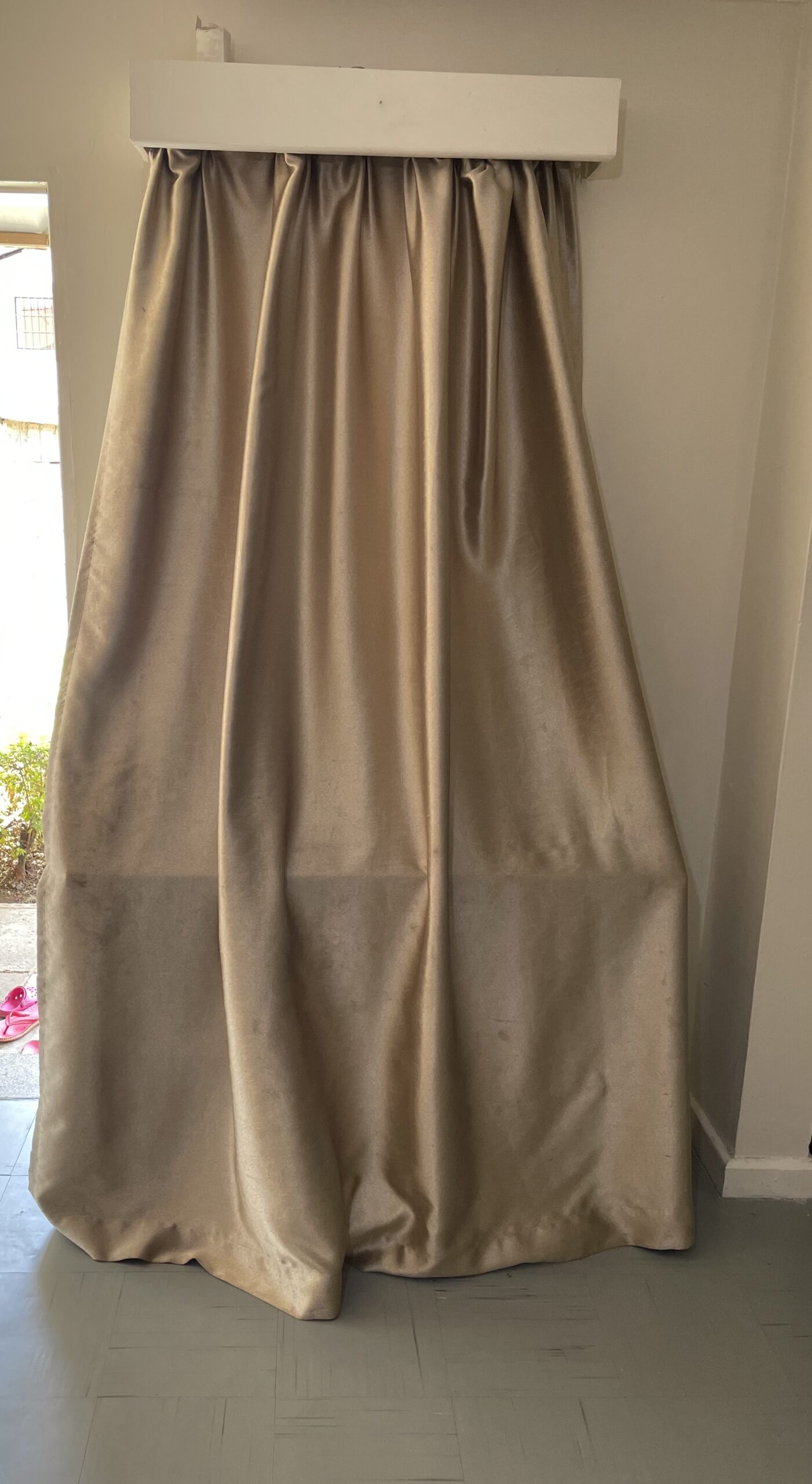 Curtains in good condition